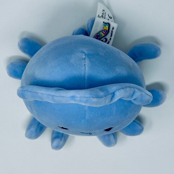 Squishmallow Stacy the Squid Hearts on Tummy Valentine Plush Toy - Picture 4 of 10